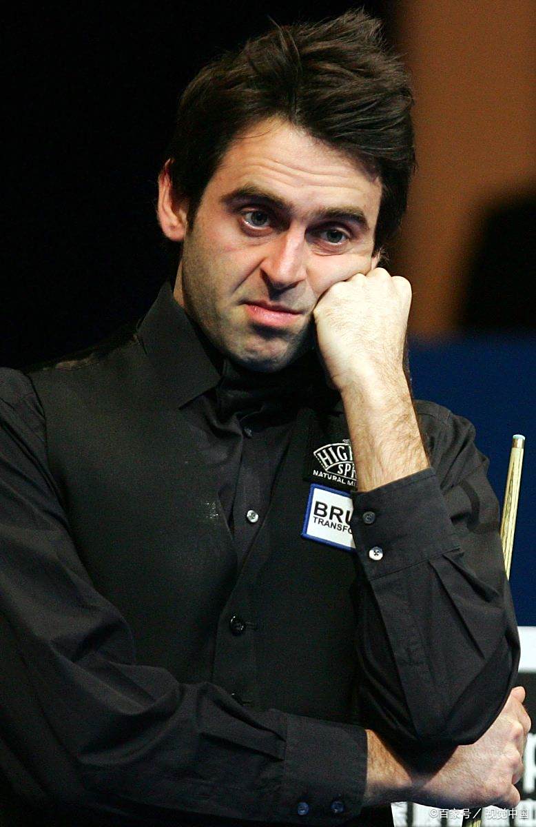 亚丰富的足 亚丰富的足