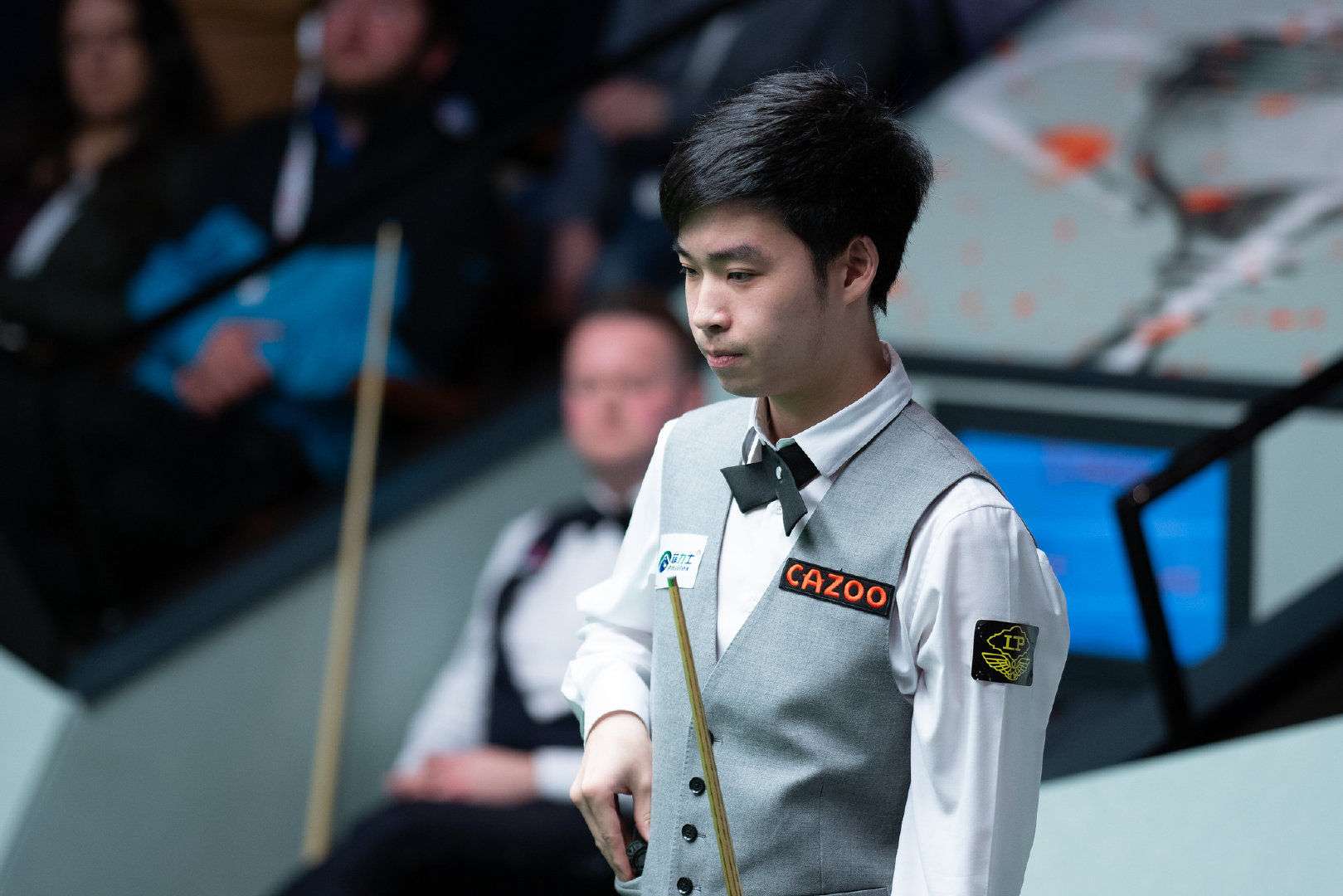 出强力中锋 出强力中锋