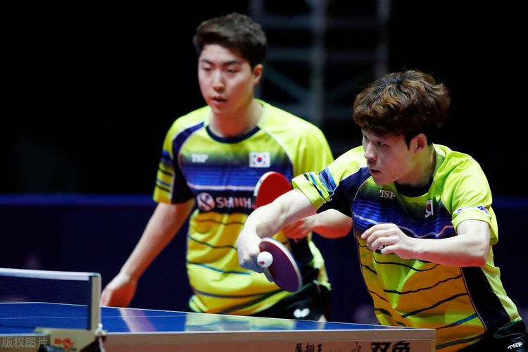 单腿罗马尼 单腿罗马尼